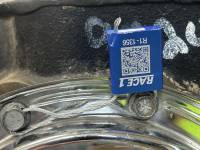 Race-1 - R1040 - Image 8